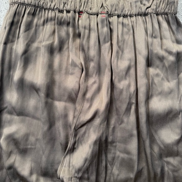 Xirena Draper Silky Satin Charmeuse Pants - Picture 6 of 6